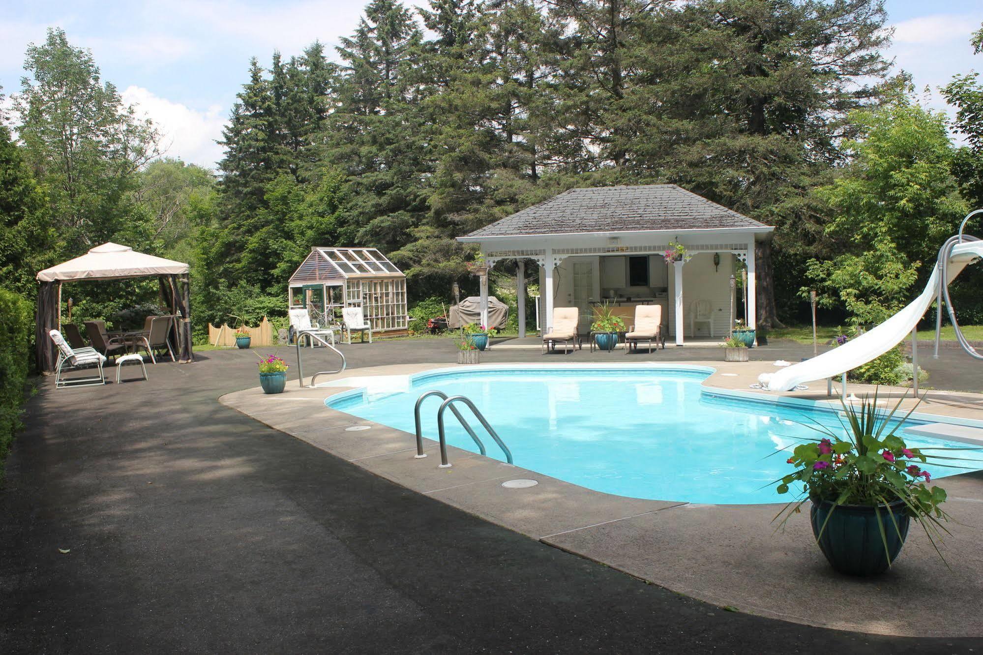 Domaine Les Boises Lee Farm S.A Acomodação com café da manhã Stanstead Exterior foto