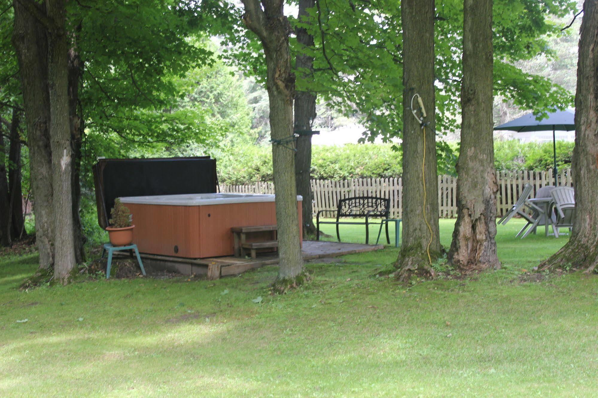 Domaine Les Boises Lee Farm S.A Acomodação com café da manhã Stanstead Exterior foto